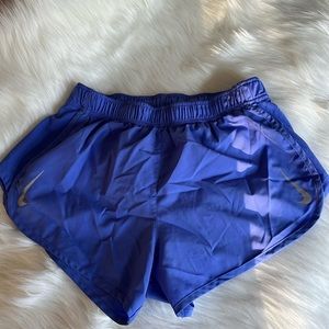 Nike Shorts Women’s